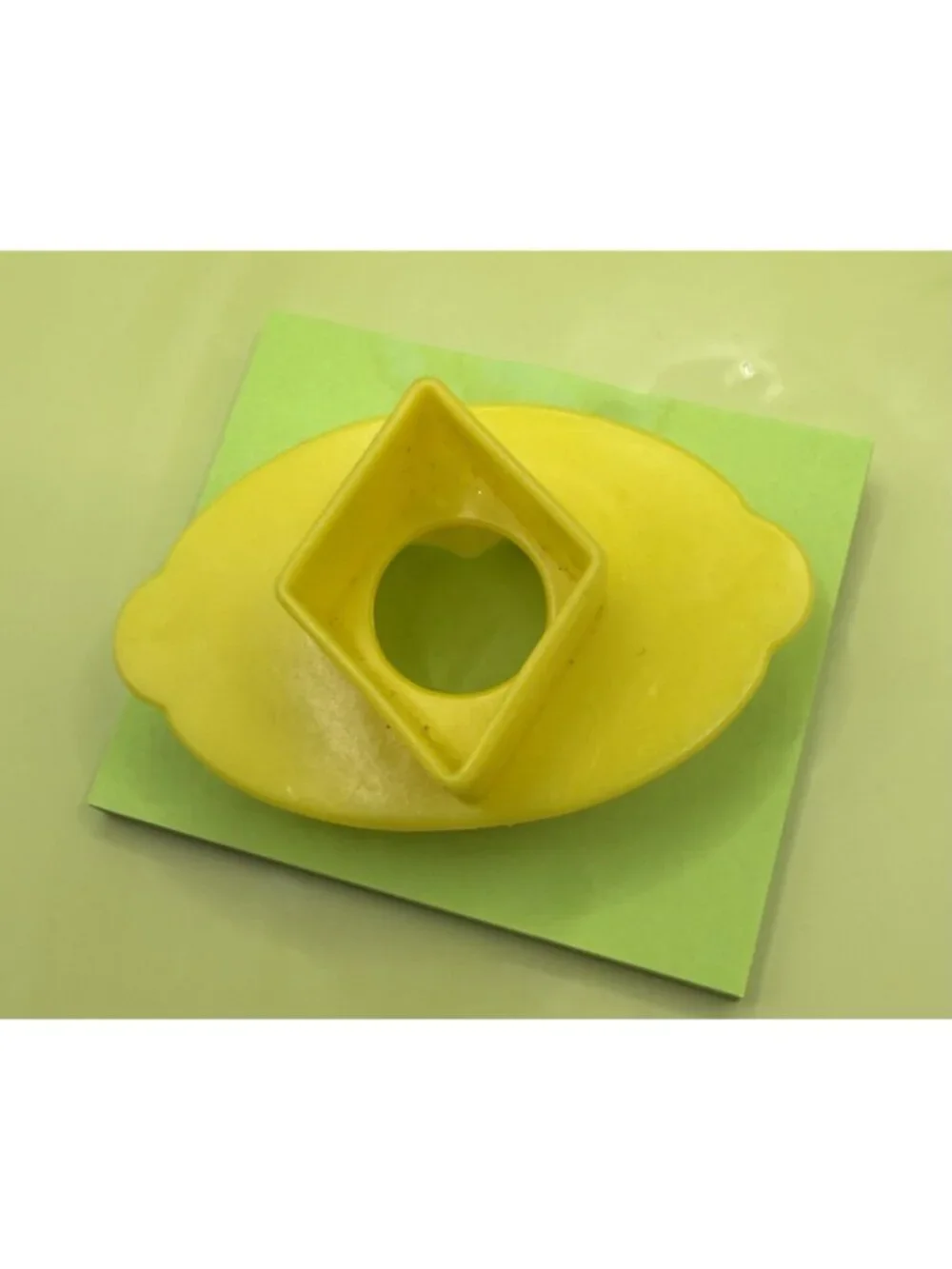 Play Dough Diamond And Club Two Sided  Cookie Cutter Art Mold Yellow 1 1/4”
